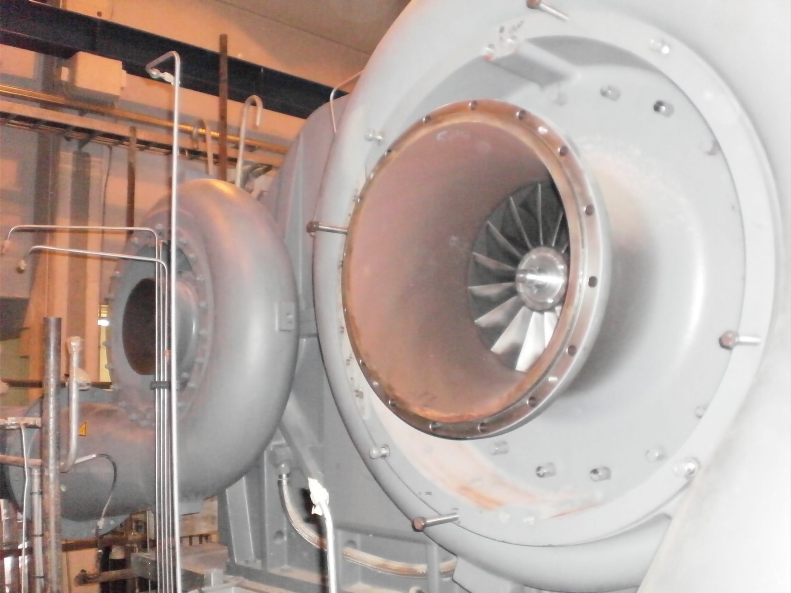 Turbina industriale in revisione