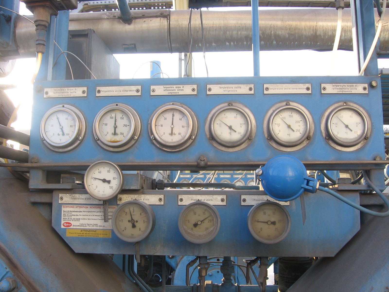 Compressore alternativo in revisione nell’officina F&B